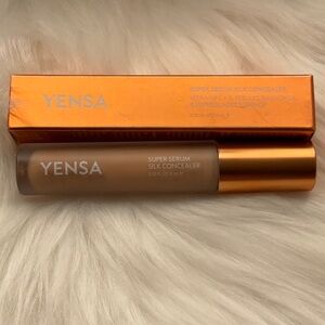 YENSA SUPER SERUM SILK CONCEALER